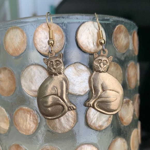 Vintage Gold Tone Cat Earrings - Picture 1 of 6